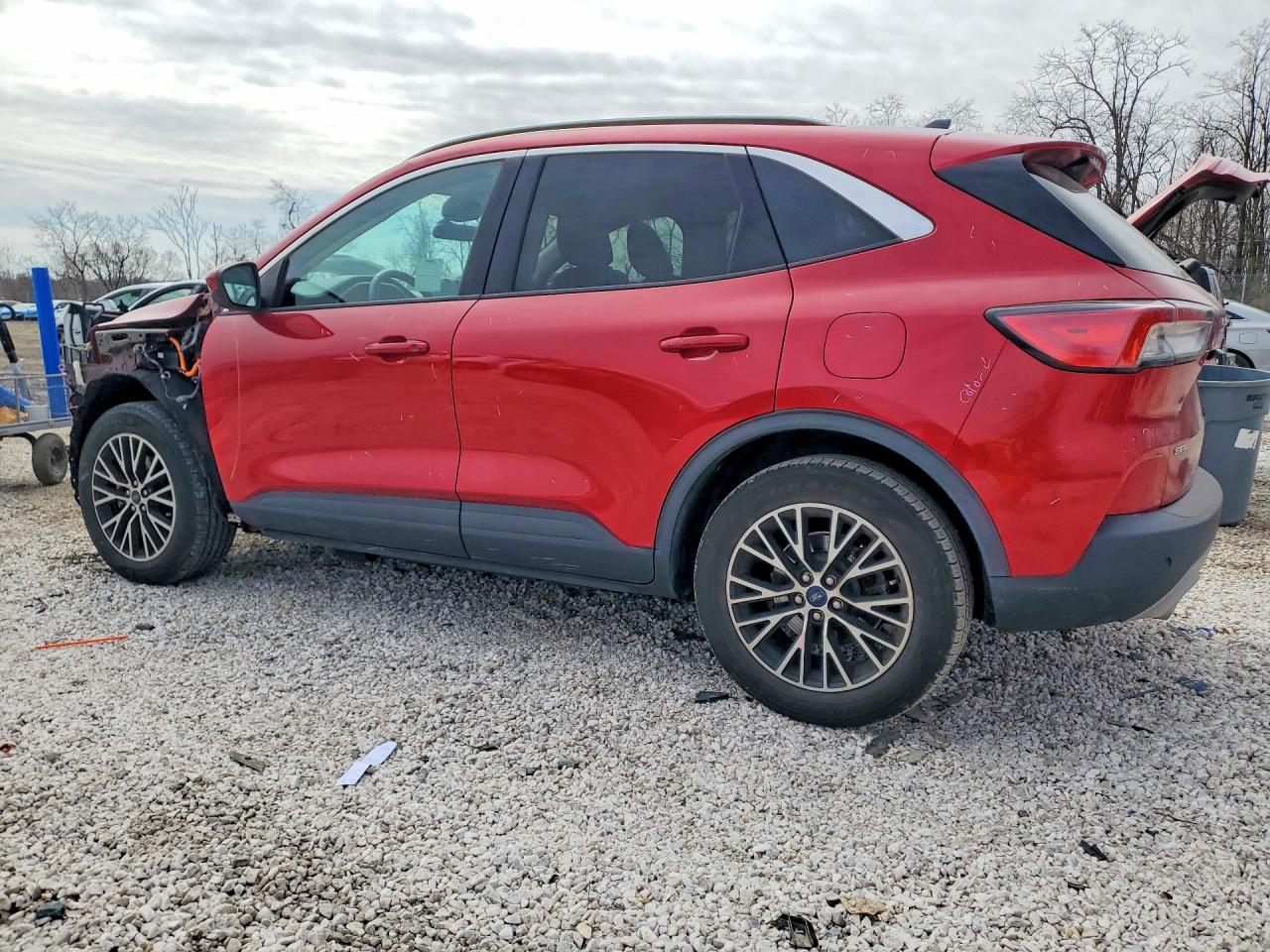 2022 Ford Escape Sel - zdjęcie 2