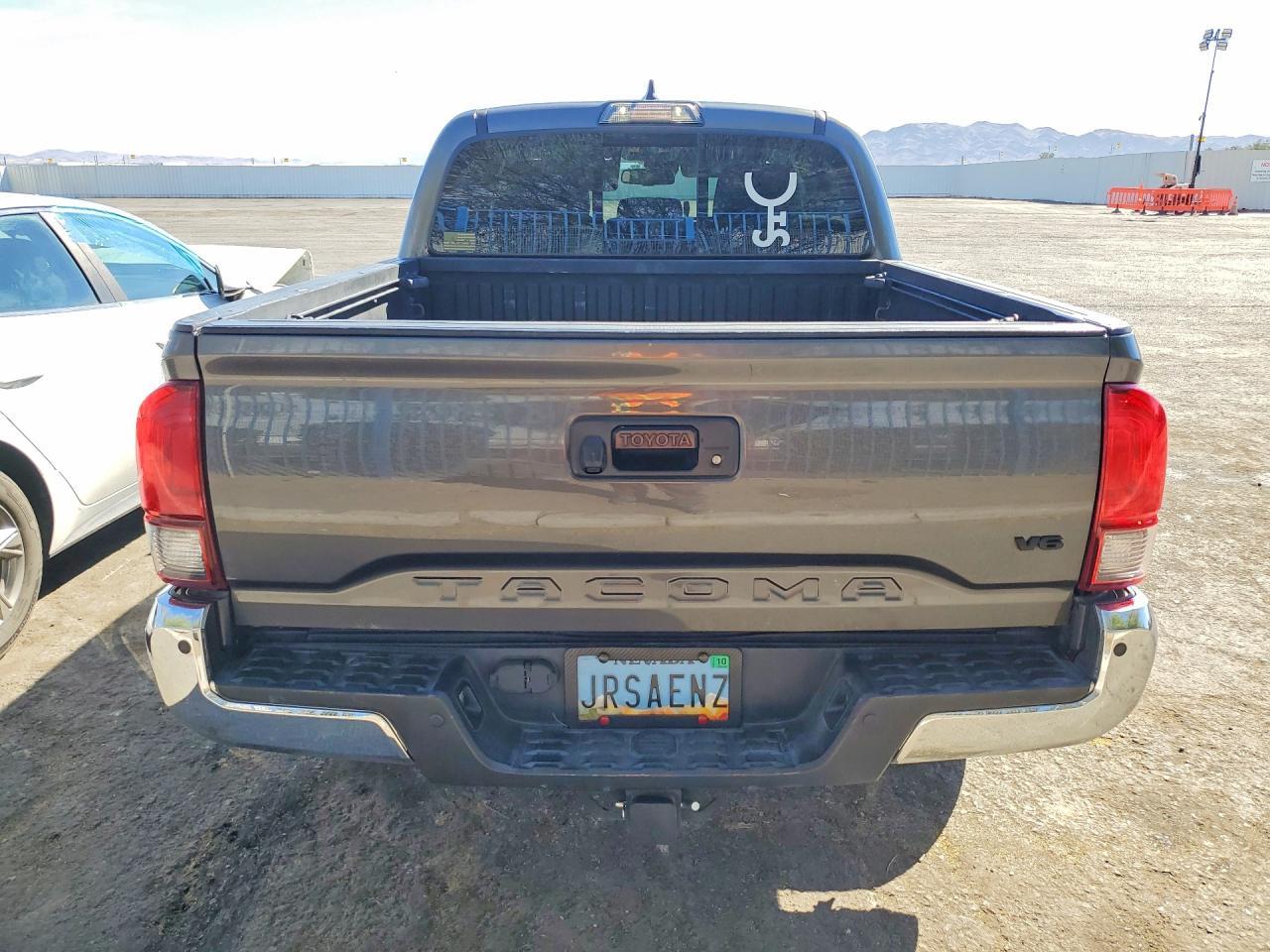 2019 Toyota Tacoma Sr5 - zdjęcie 6