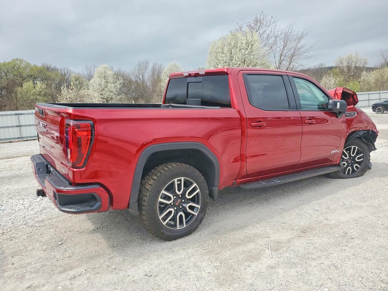 2026 GMC Sierra K1500 At4 - zdjęcie 3