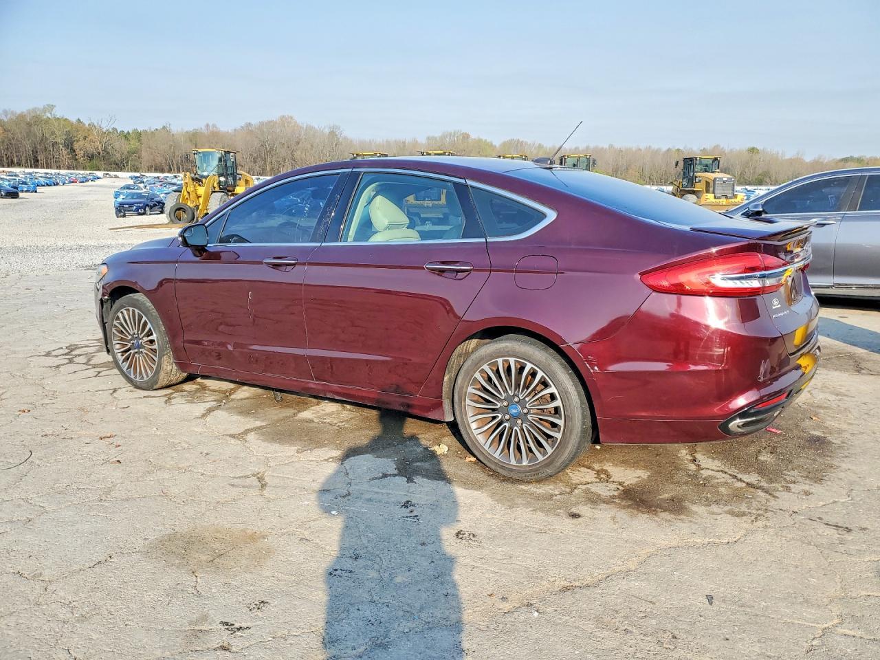 2017 Ford Fusion Titanium - zdjęcie 2