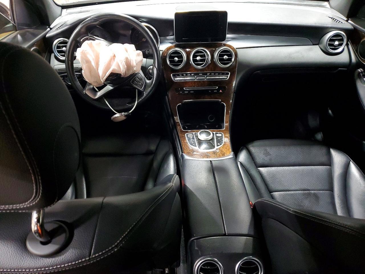 2018 Mercedes-Benz Glc 300 4Matic - zdjęcie 8