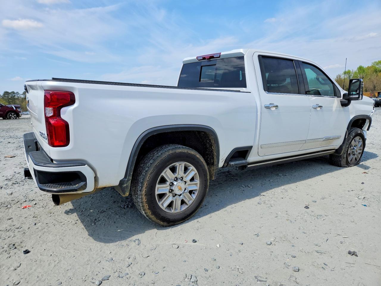 2024 Chevrolet Silverado K2500 High Country - zdjęcie 3