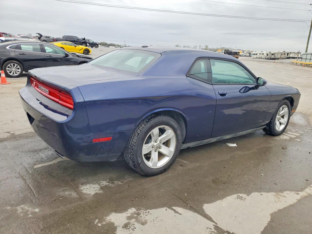2013 Dodge Challenger Sxt - zdjęcie 3