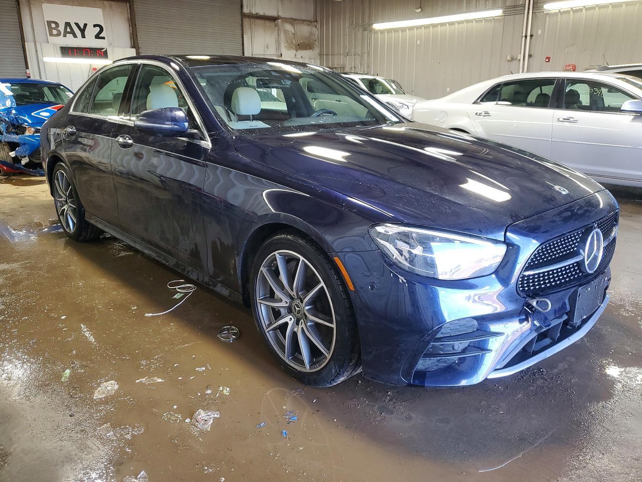 2023 Mercedes-Benz E 350 4Matic - zdjęcie 4