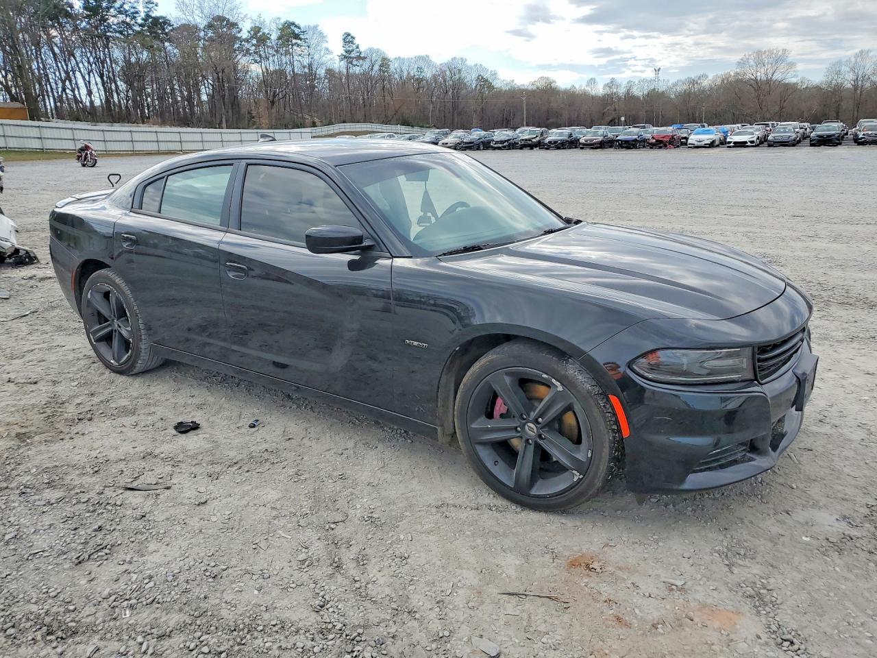 2018 Dodge Charger R - zdjęcie 4