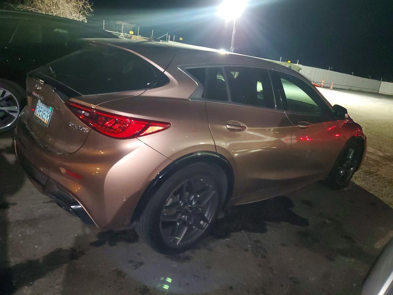2018 Infiniti Qx30 Sport - zdjęcie 3