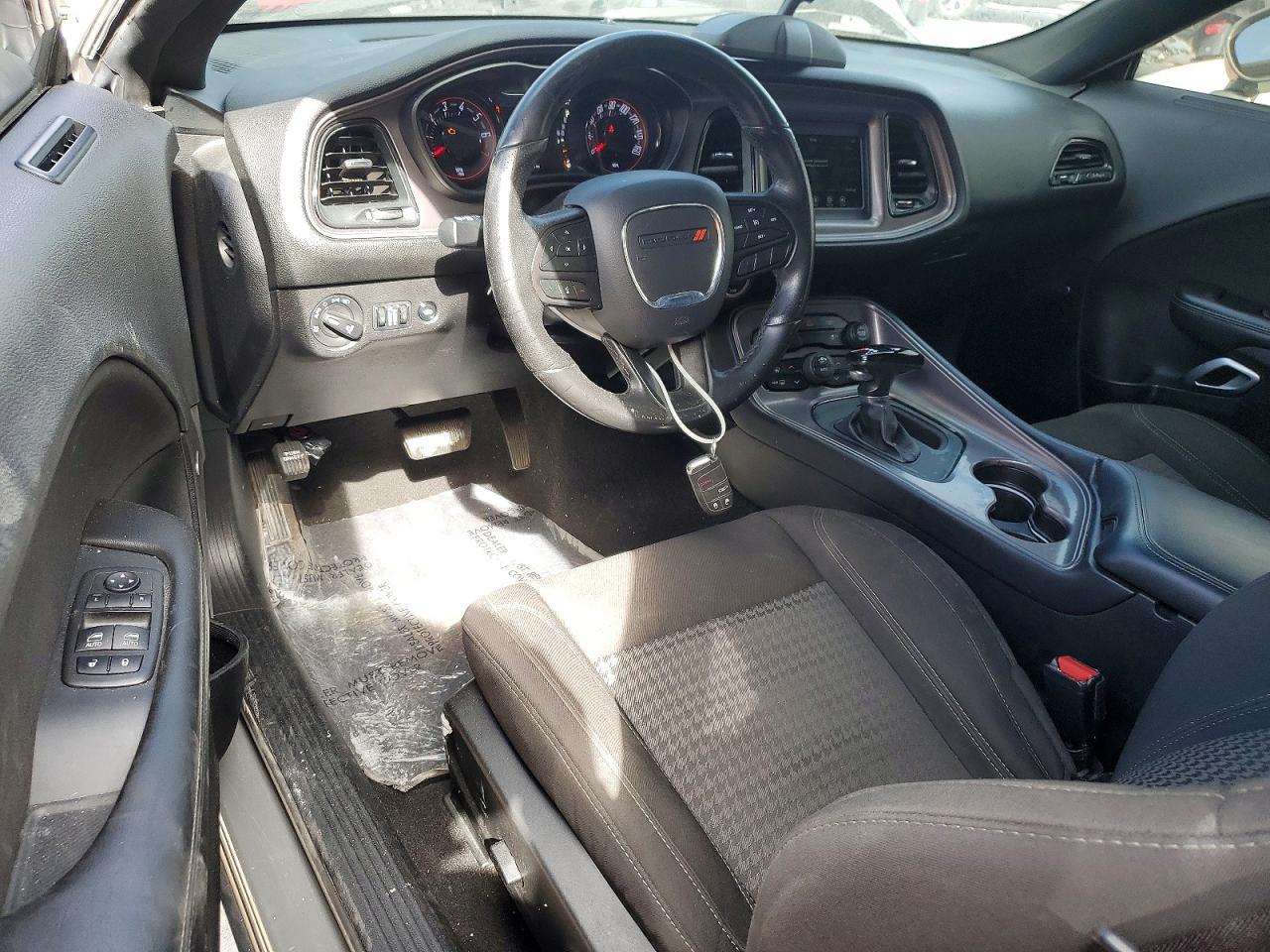 2023 Dodge Challenger Sxt - zdjęcie 8
