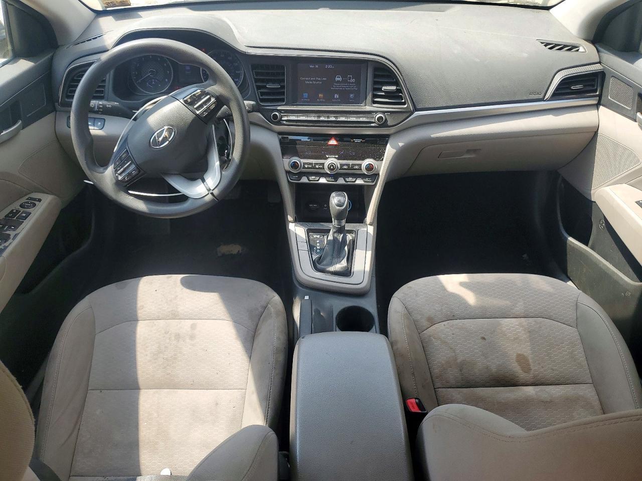 2020 Hyundai Elantra Sel - zdjęcie 8