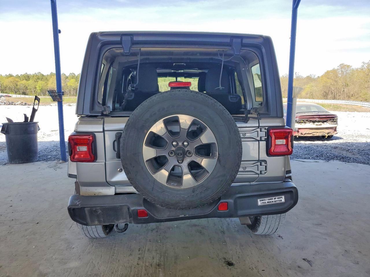 2018 Jeep Wrangler Unlimited Sahara - zdjęcie 6