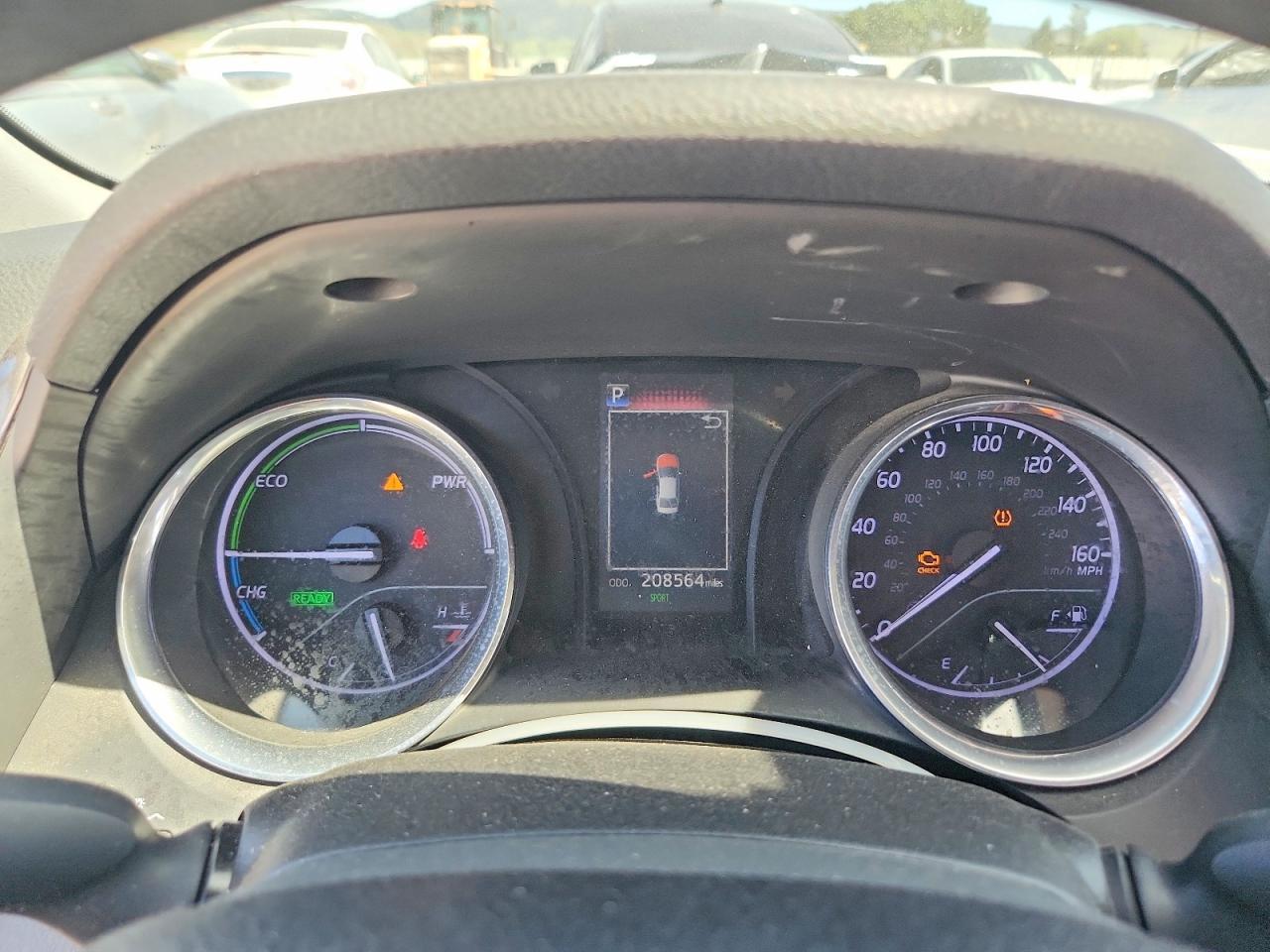 2020 Toyota Camry Hybrid Le - zdjęcie 9