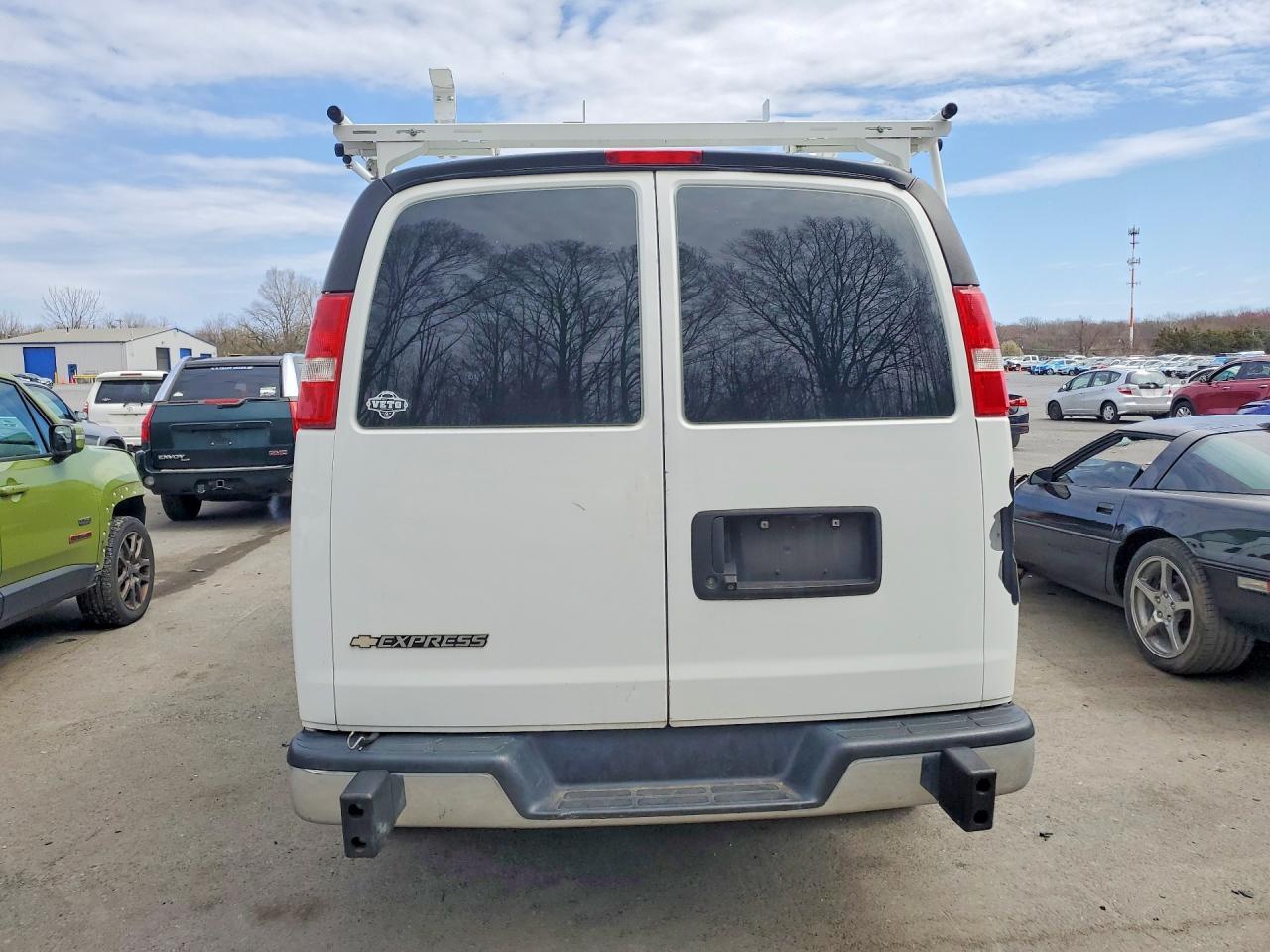 2019 Chevrolet Express G2500 - zdjęcie 6