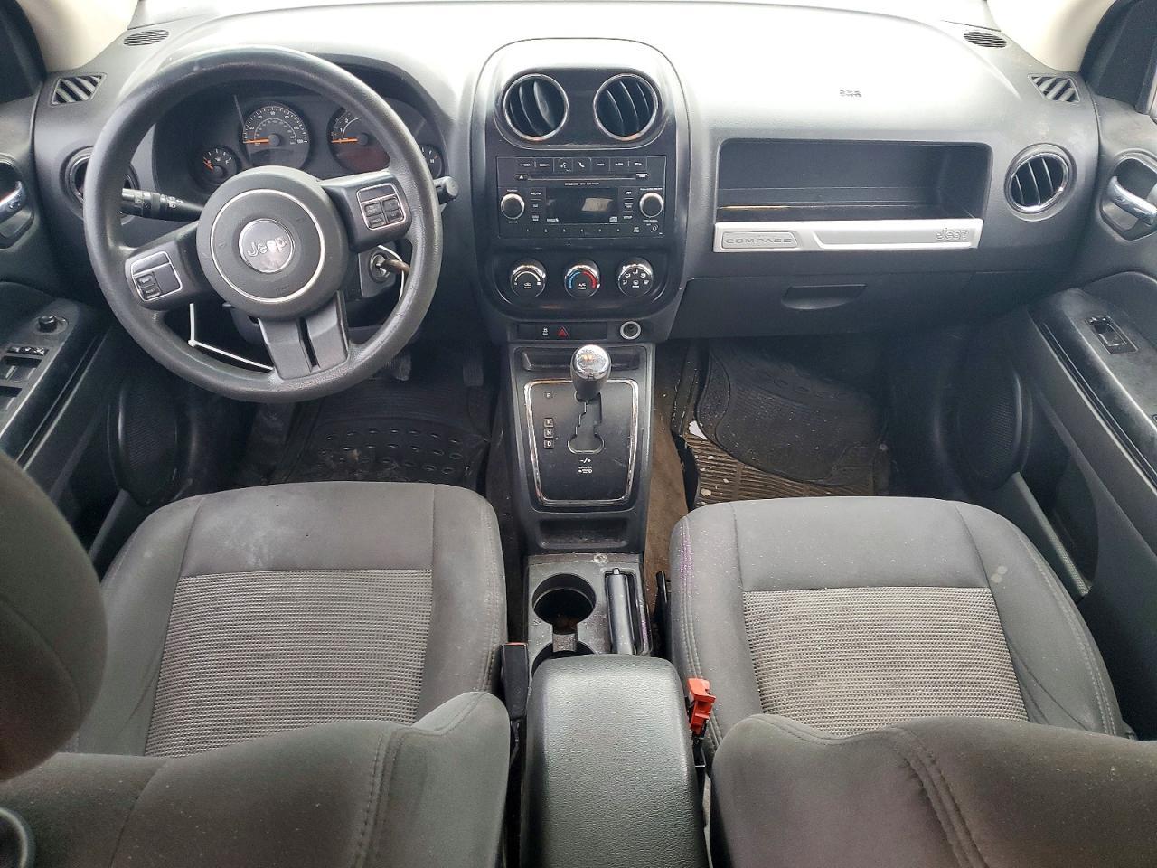 2016 Jeep Compass Sport - zdjęcie 8