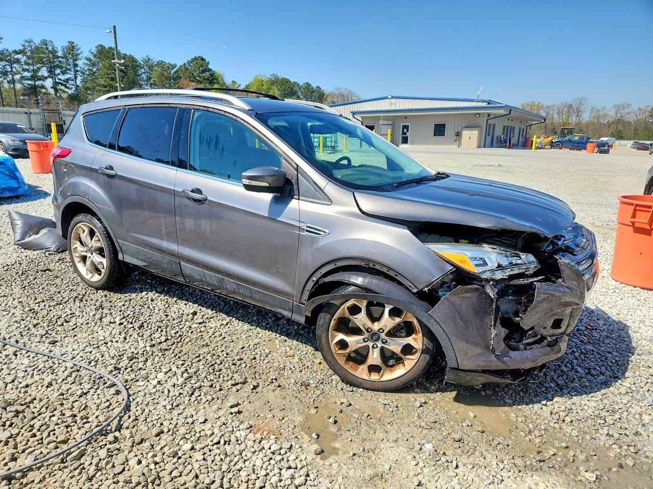 2013 Ford Escape Titanium - zdjęcie 4