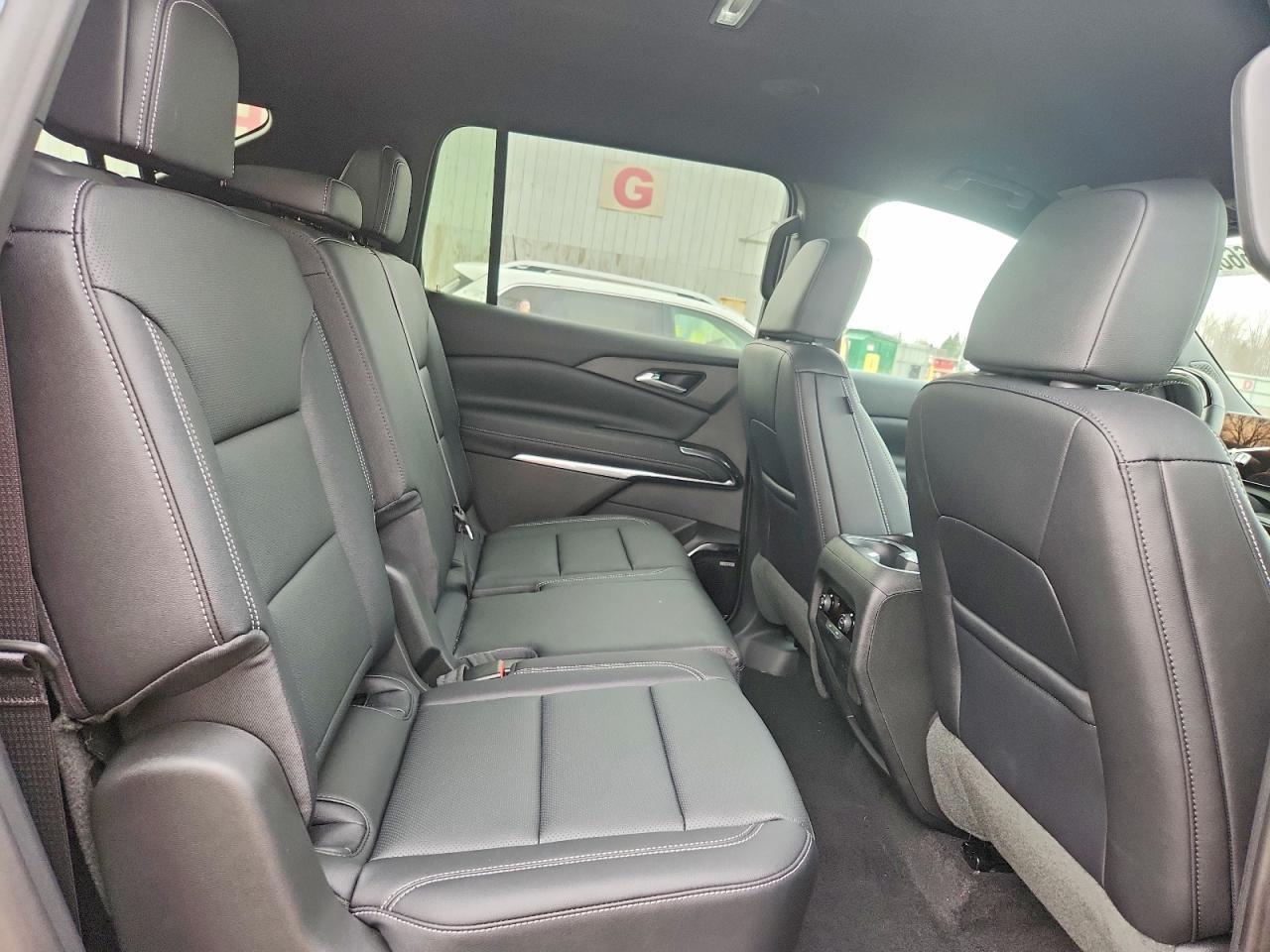 2026 Chevrolet Traverse Lt - zdjęcie 11