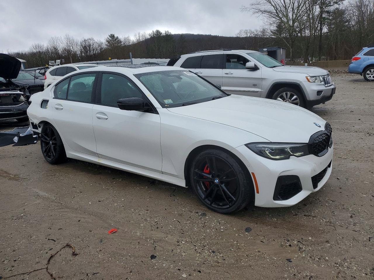 2022 BMW M340Xi - zdjęcie 4