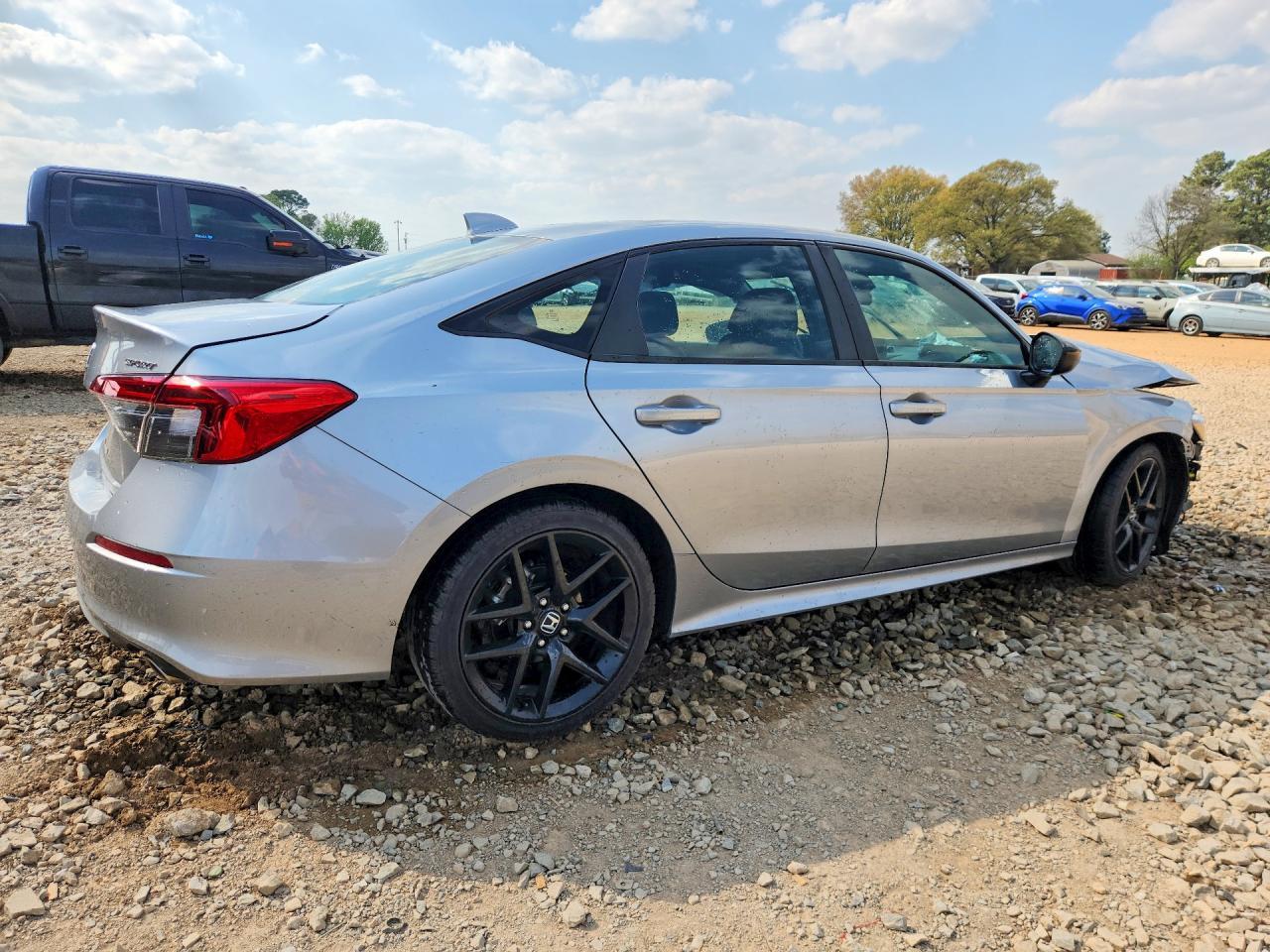 2023 Honda Civic Sport - zdjęcie 3