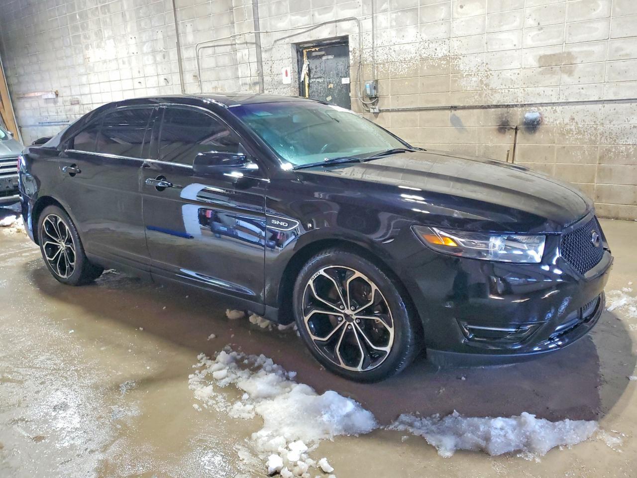 2018 Ford Taurus Sho - zdjęcie 4