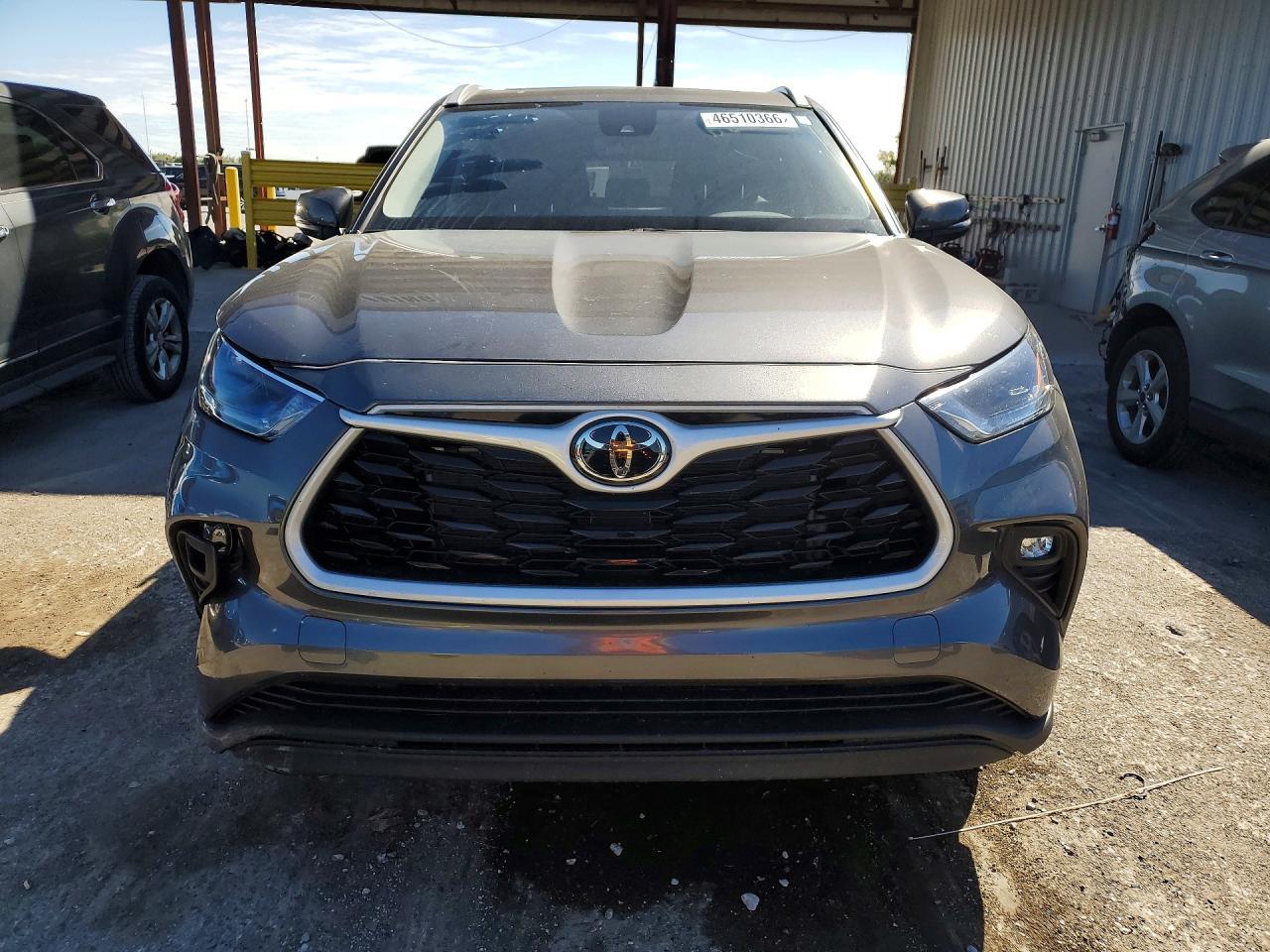 2025 Toyota Highlander Xle - zdjęcie 5