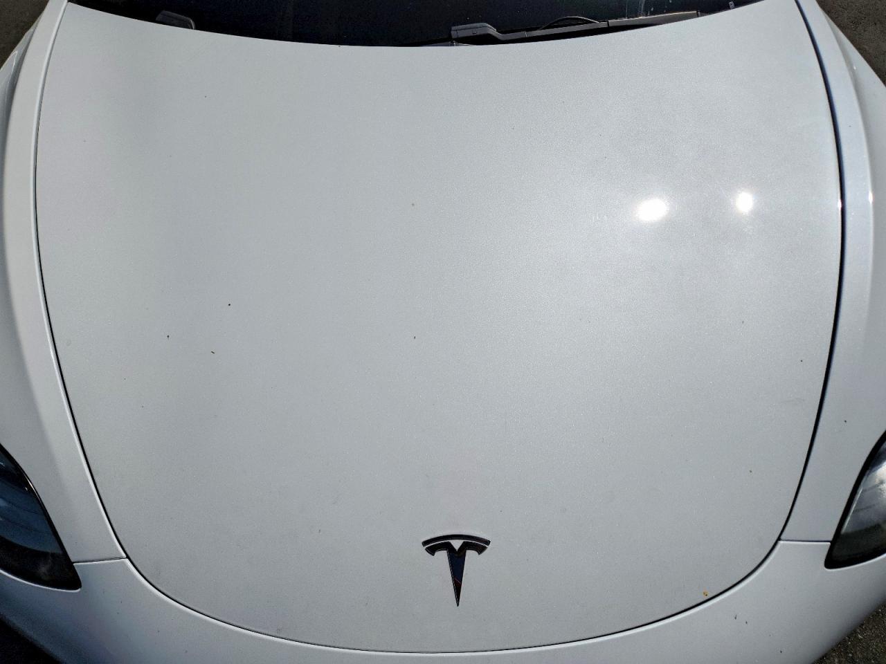 2019 Tesla Model 3 - zdjęcie 11