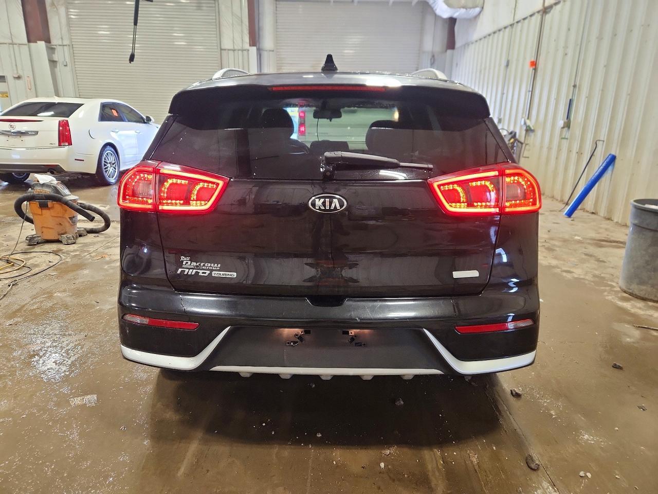 2017 Kia Niro Touring - zdjęcie 6