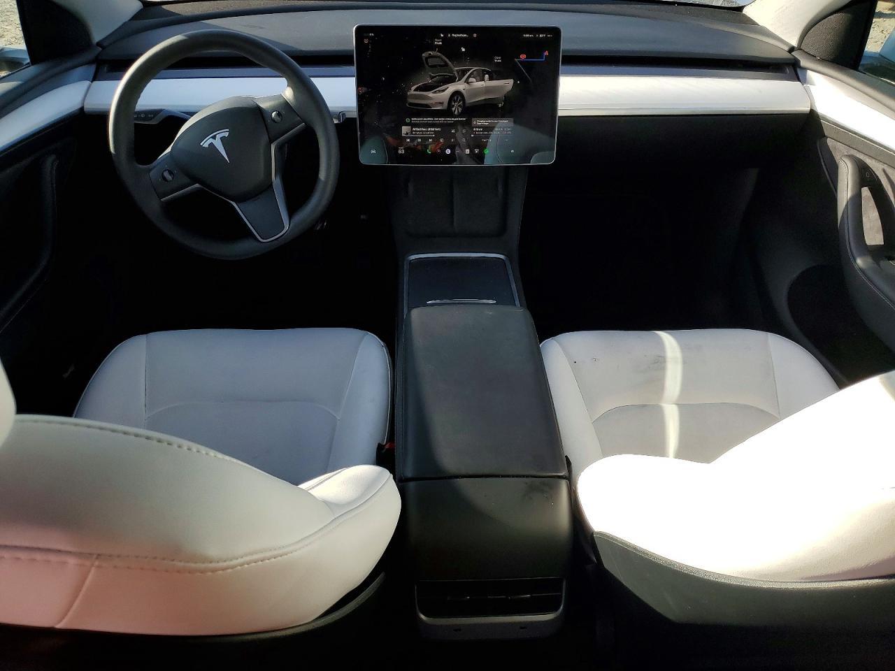 2023 Tesla Model Y - zdjęcie 8
