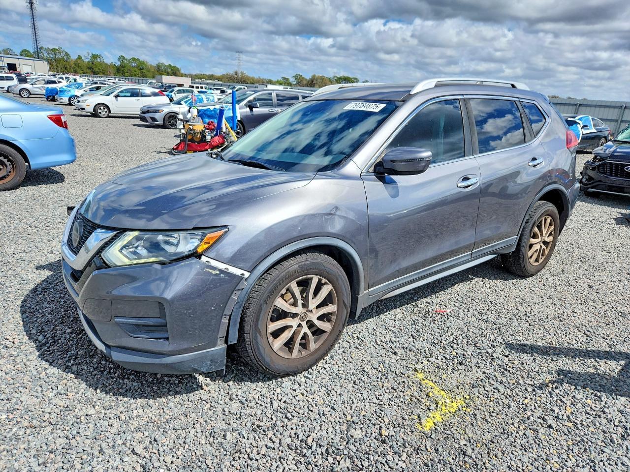 2019 Nissan Rogue S - zdjęcie główne
