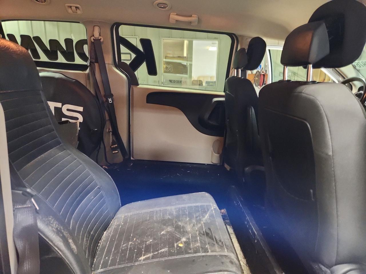 2017 Dodge Grand Caravan Se - zdjęcie 11