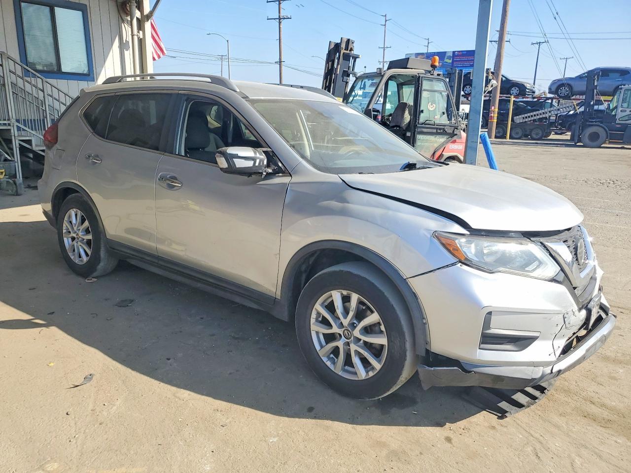2019 Nissan Rogue Sv - zdjęcie 4