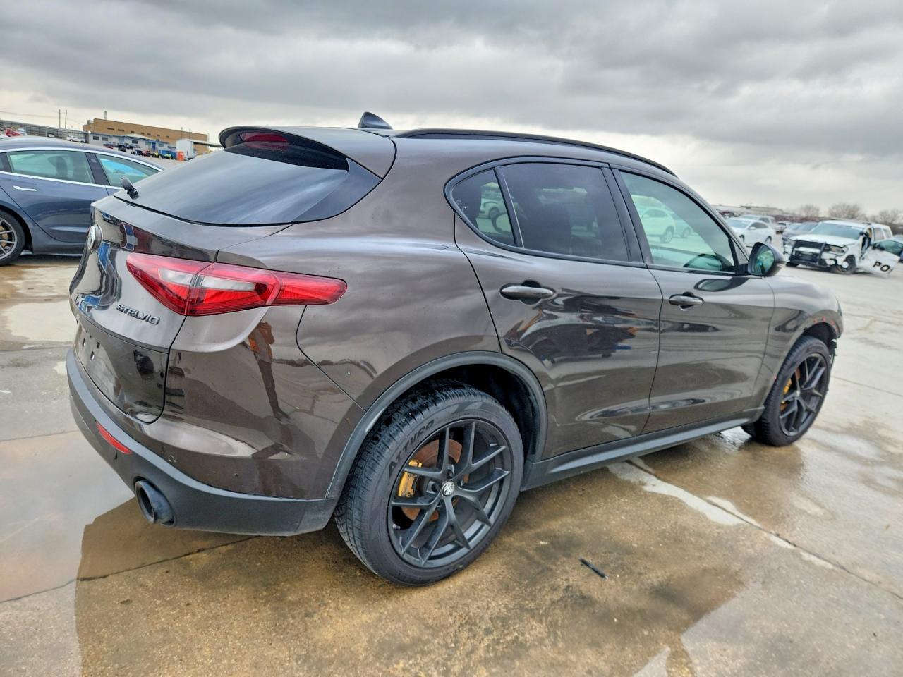 2019 Alfa Romeo Stelvio Ti - zdjęcie 3
