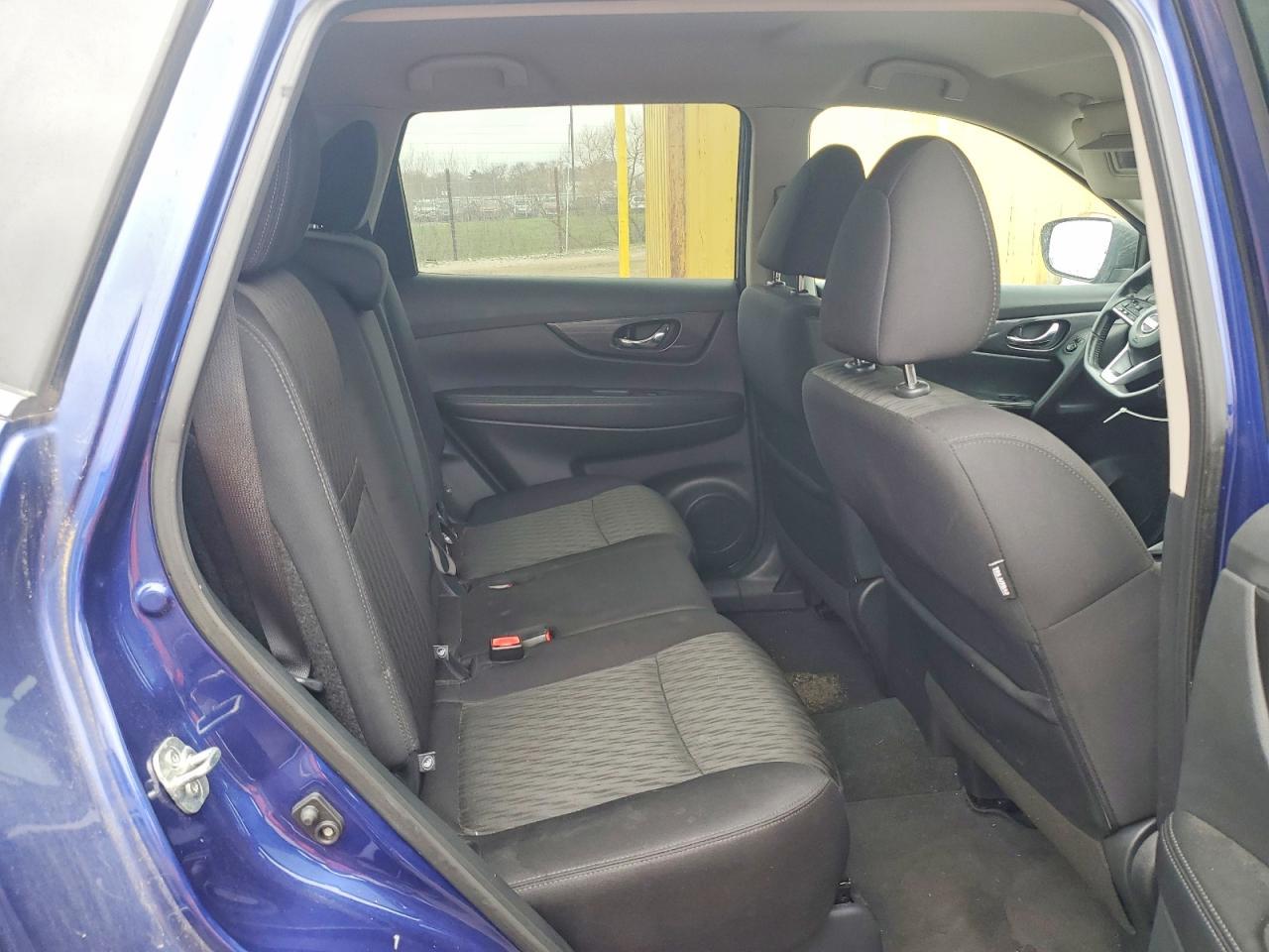 2020 Nissan Rogue S - zdjęcie 11