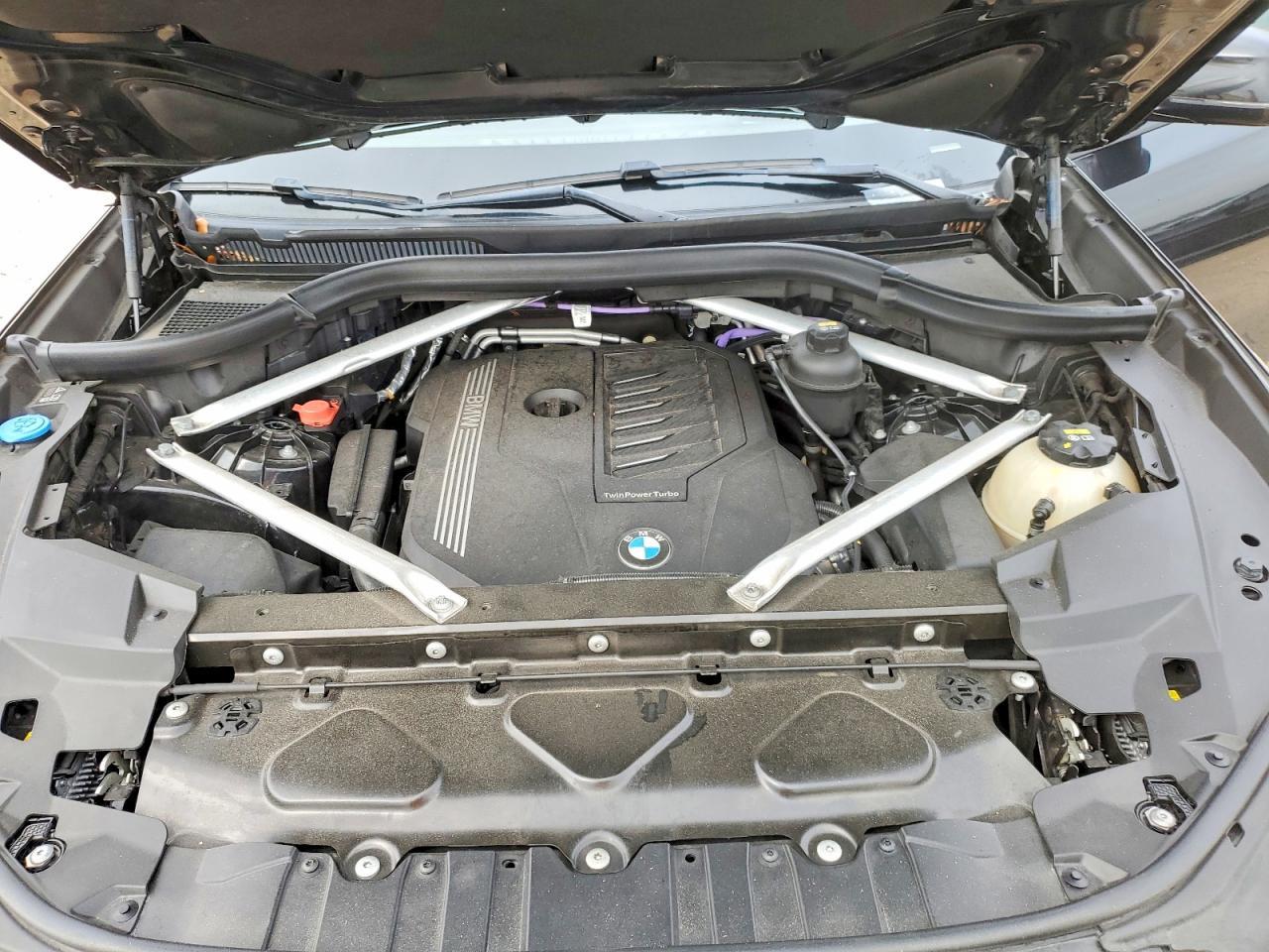 2021 BMW X6 xDrive40I - zdjęcie 12