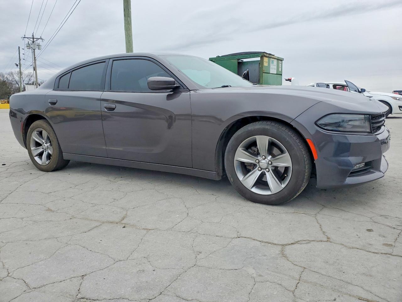 2016 Dodge Charger Sxt - zdjęcie 4