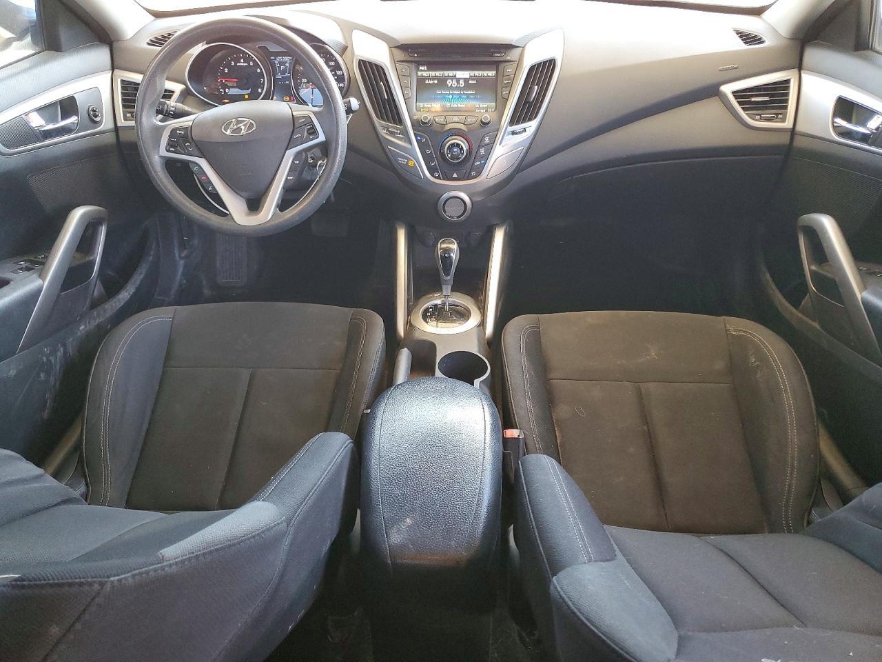 2014 Hyundai Veloster Base - zdjęcie 8