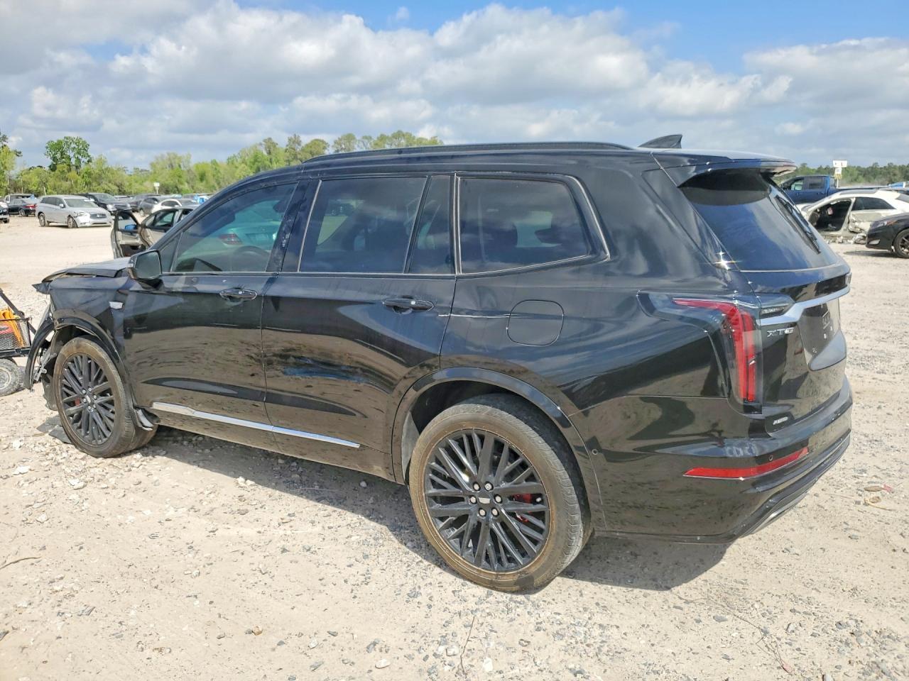 2024 Cadillac Xt6 Sport Platinum - zdjęcie 2