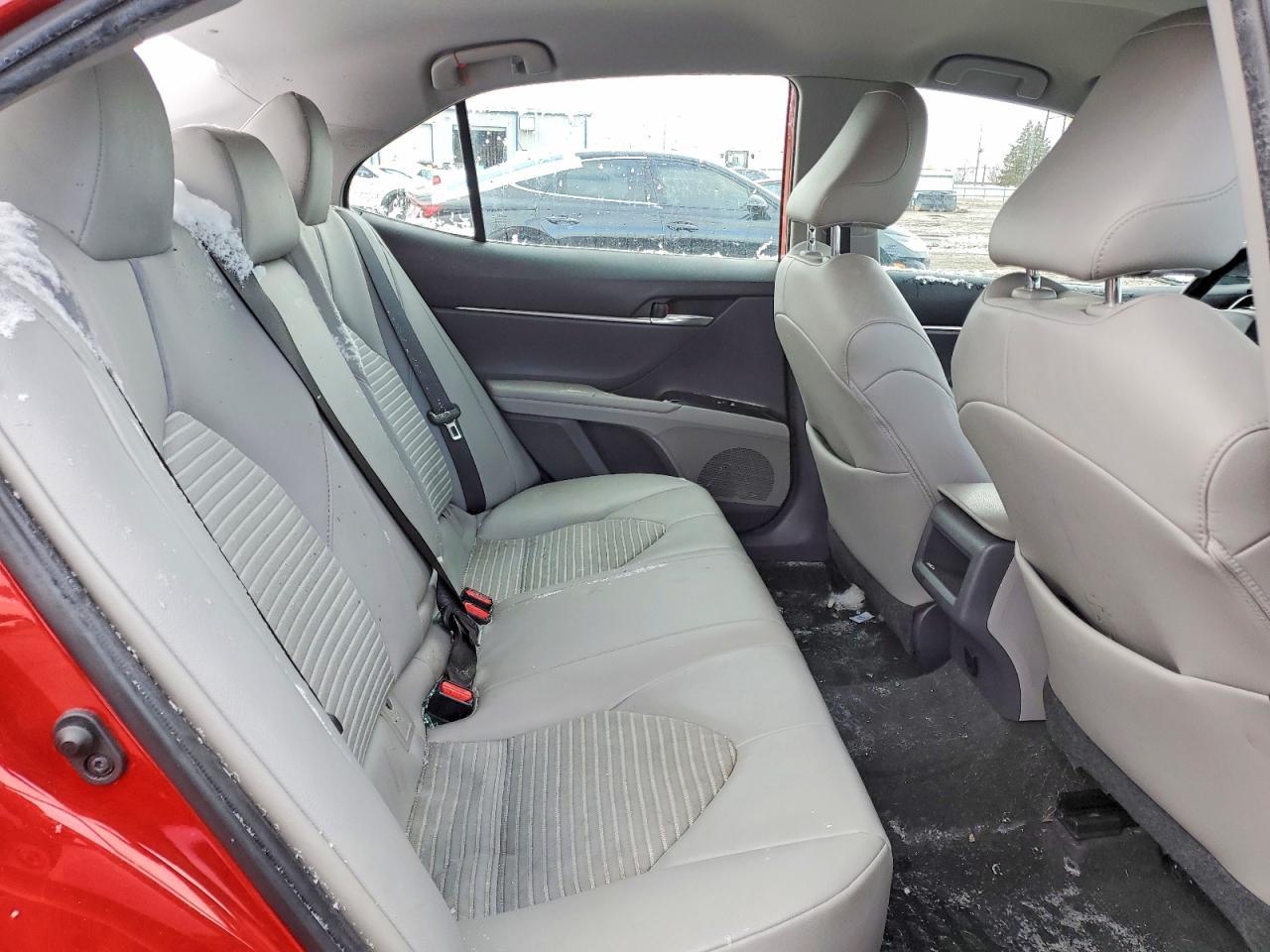 2020 Toyota Camry Se - zdjęcie 10