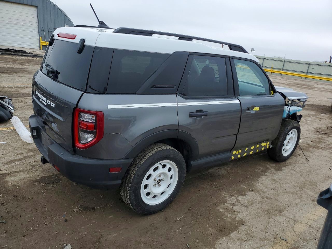 2024 Ford Bronco Sport Heritage - zdjęcie 3
