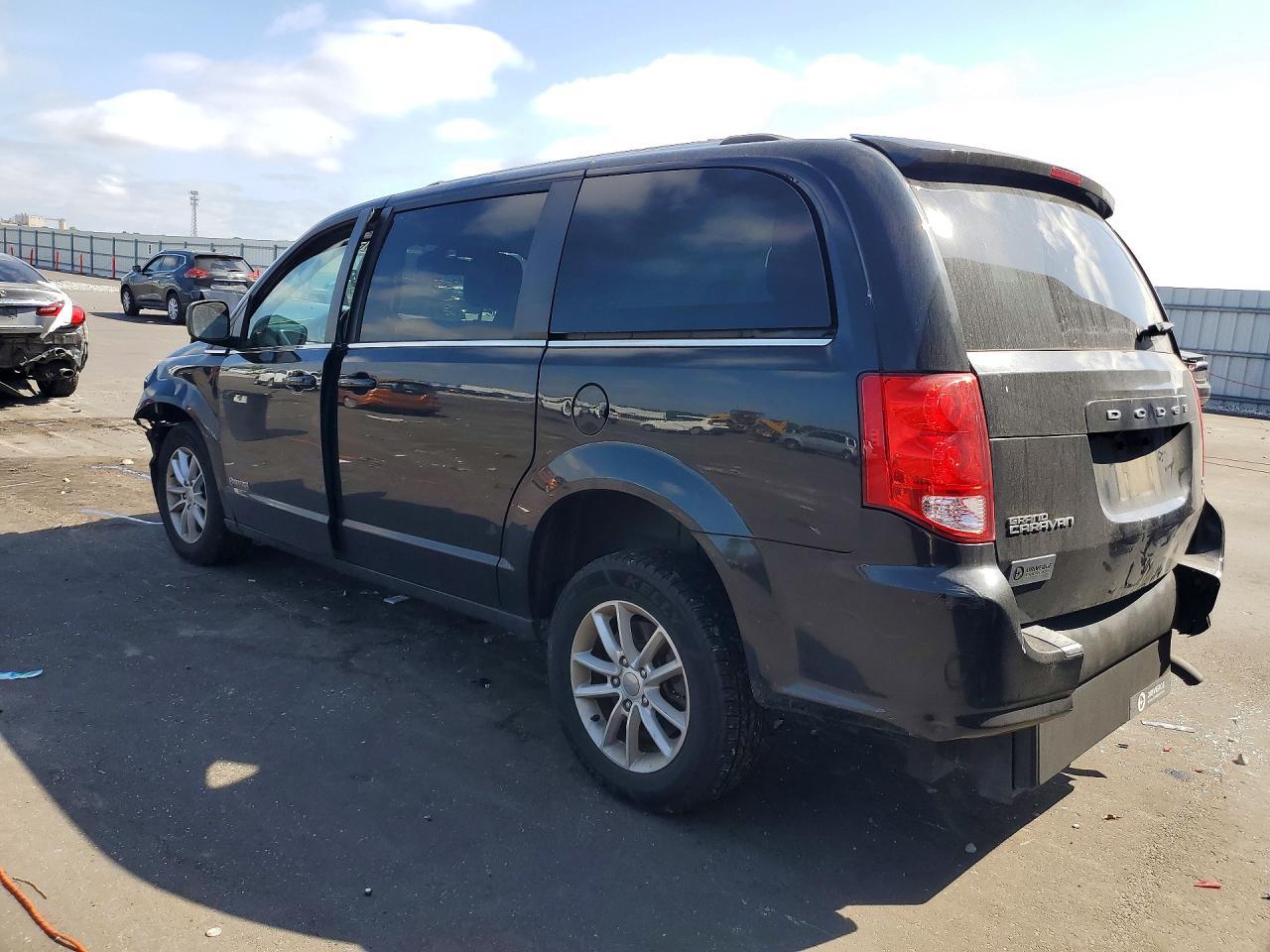 2019 Dodge Grand Caravan Sxt - zdjęcie 2