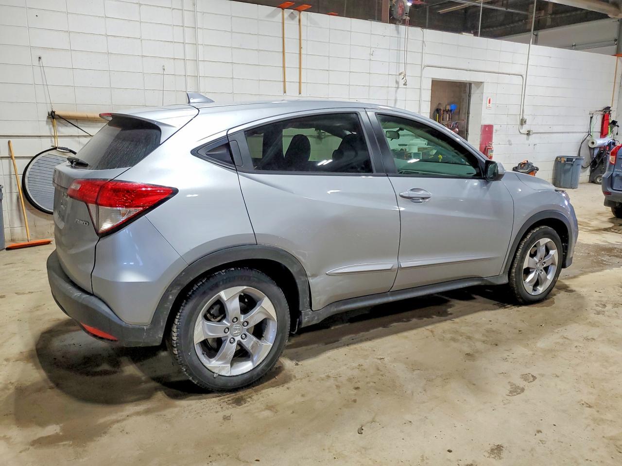2022 Honda Hr-V Lx - zdjęcie 3