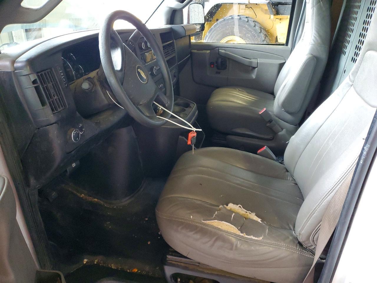 2018 Chevrolet Express G2500 - zdjęcie 7