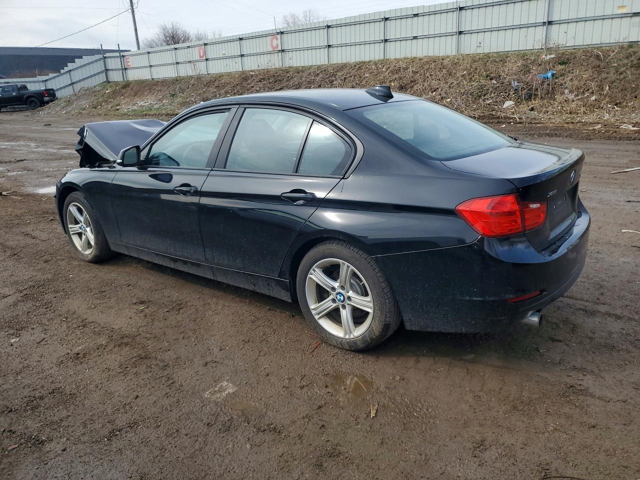 BMW Seria 3 - zdjęcie 2