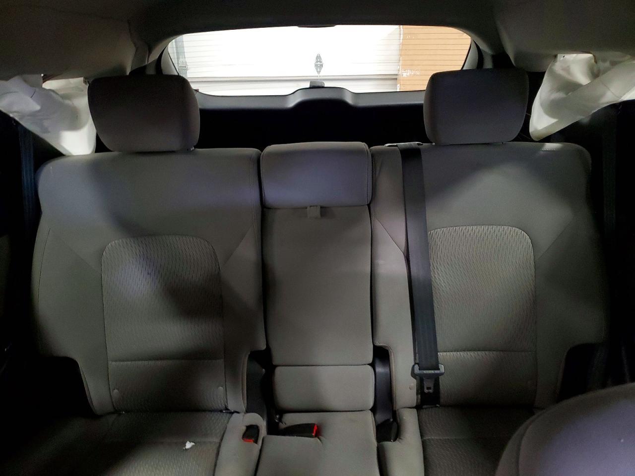 2016 Hyundai Santa Fe Sport 2.4L - zdjęcie 10