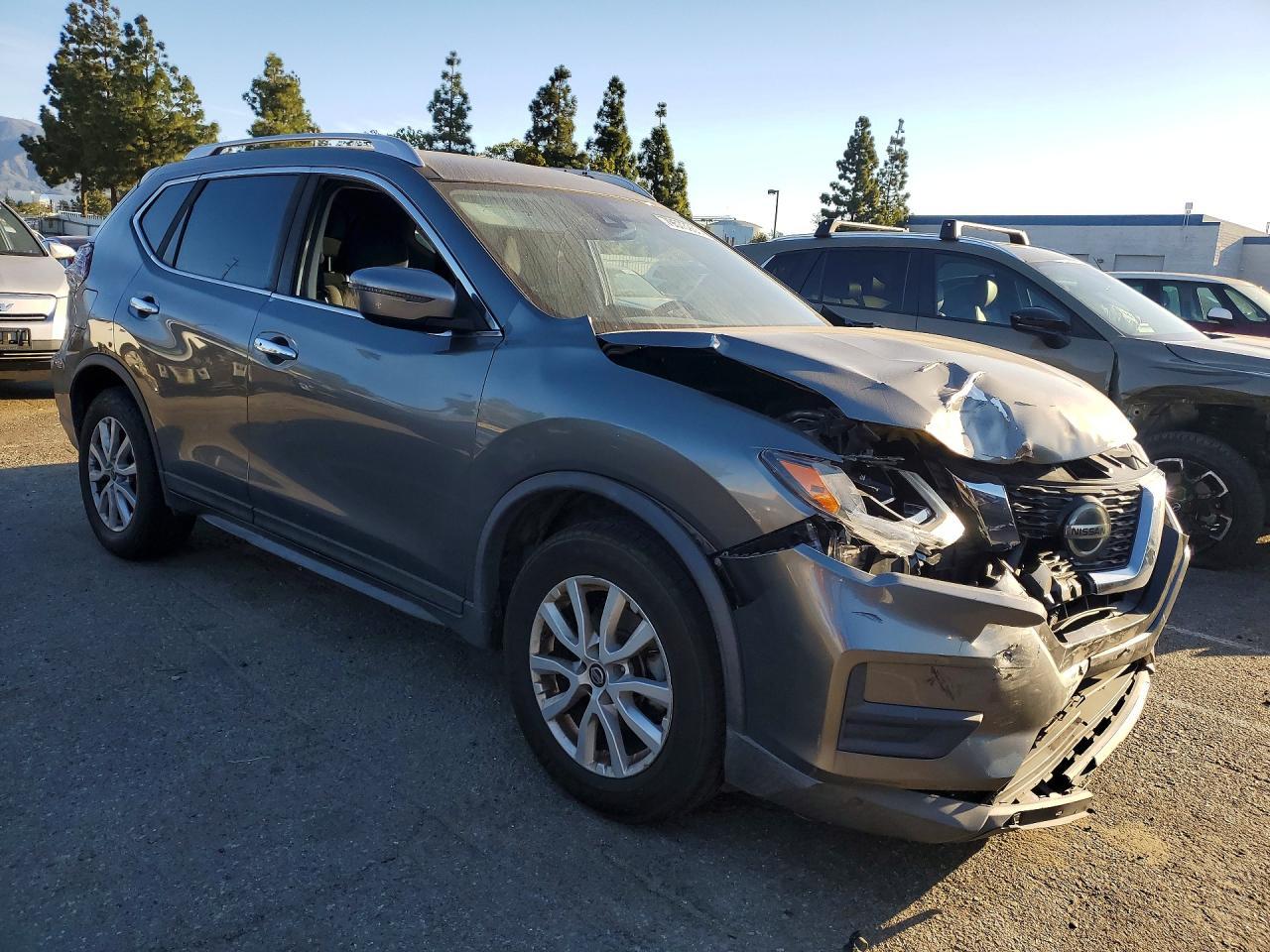 2019 Nissan Rogue Sv - zdjęcie 4