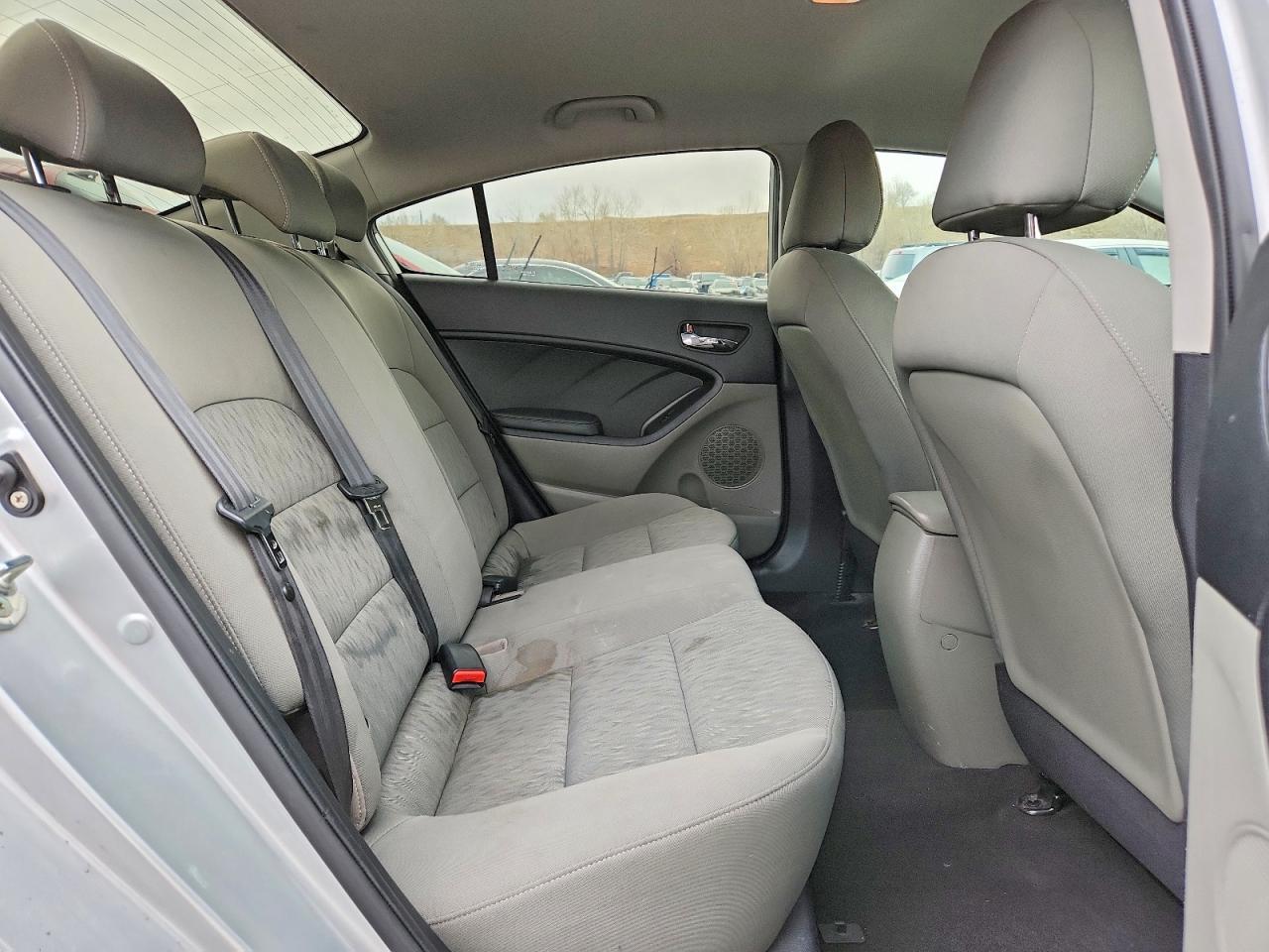 2015 Kia Forte Lx - zdjęcie 10