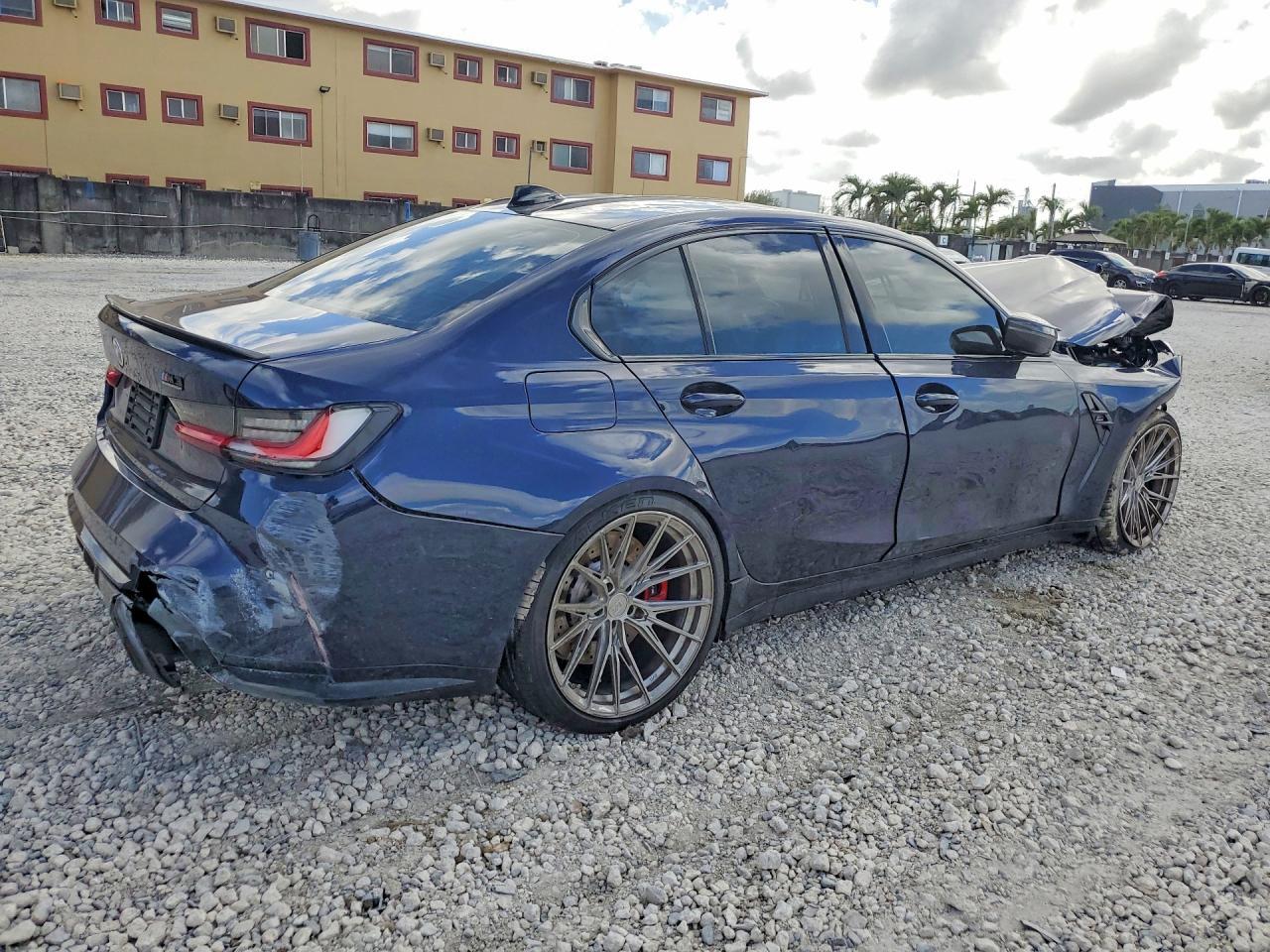 2022 BMW M3 Competition - zdjęcie 3