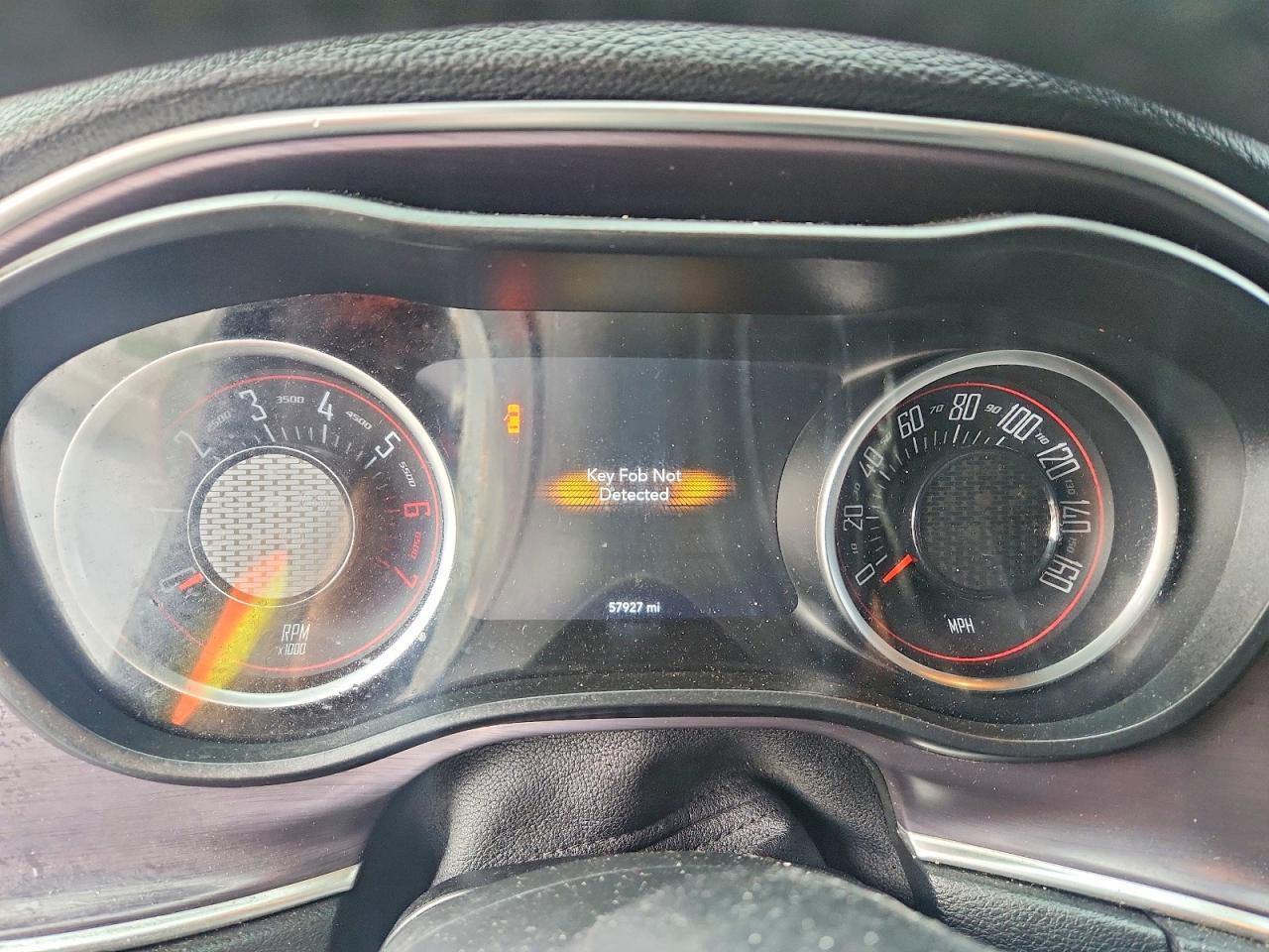 2018 Dodge Challenger R/T - zdjęcie 9