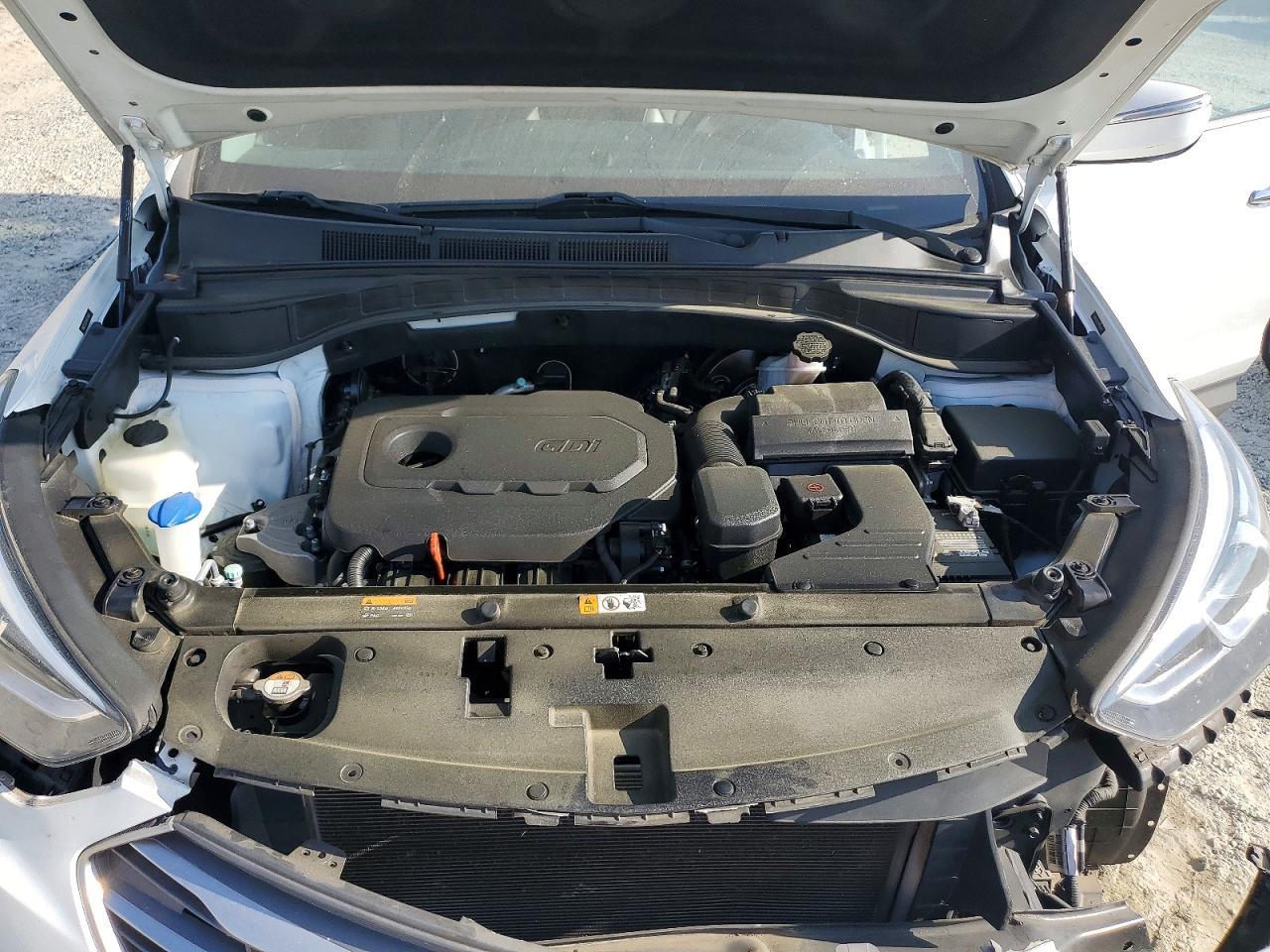 2017 Hyundai Santa Fe Sport 2.4L - zdjęcie 12