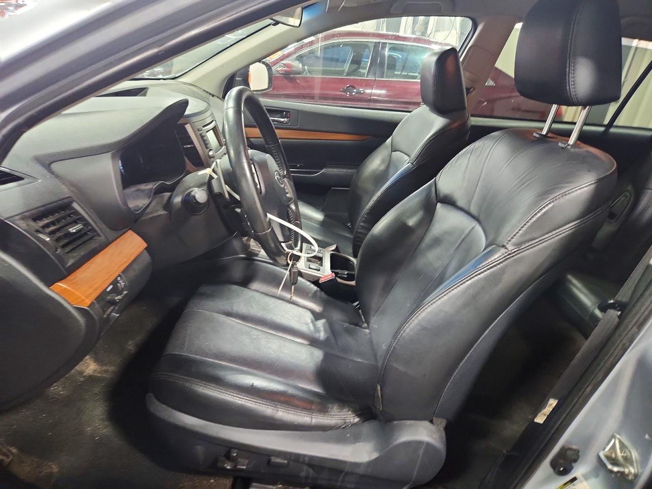 2013 Subaru Outback 3.6R Limited - zdjęcie 7