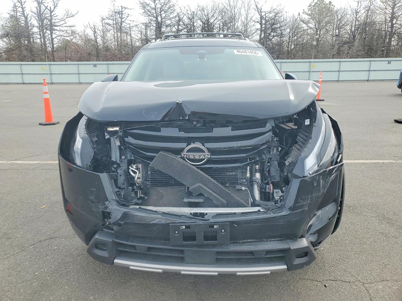 2025 Nissan Pathfinder Sl - zdjęcie 5