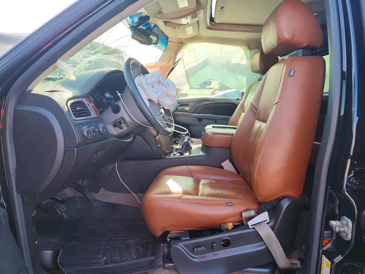 2013 Chevrolet Suburban K1500 Ltz - zdjęcie 7