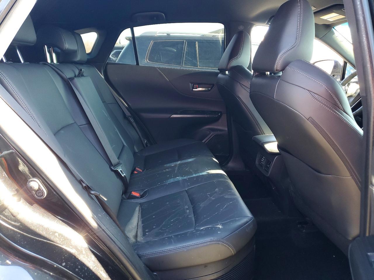 2023 Toyota Venza Nightshade Edition - zdjęcie 11